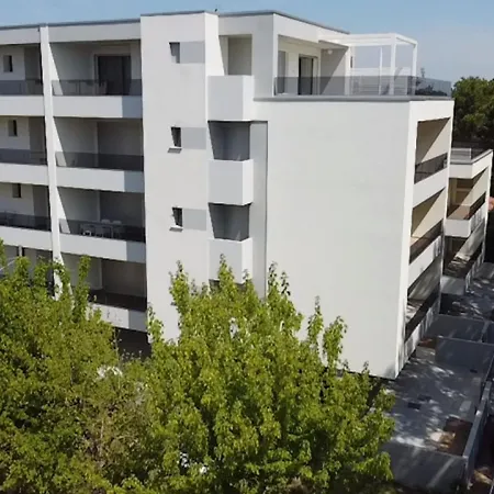 Apartment Cozy 300 M From The Sea *